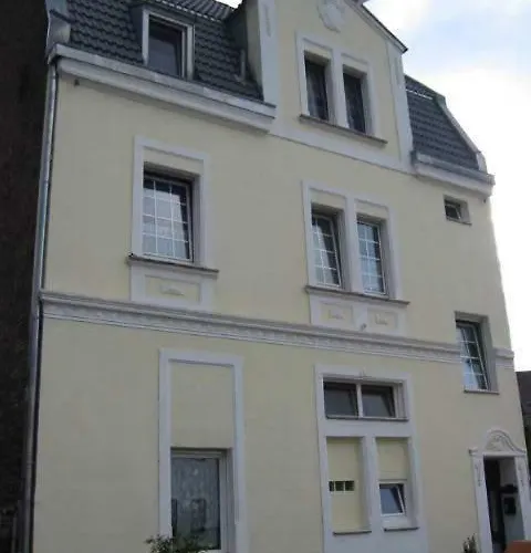 Vermietung Schwermer Appartement Keulen